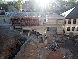 Baustand der neuen Sporthalle im Mai 2022